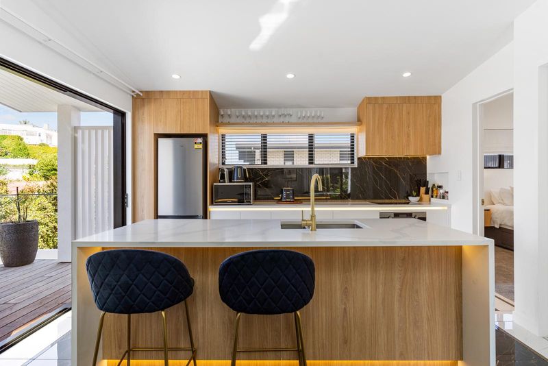 Contemporary new build